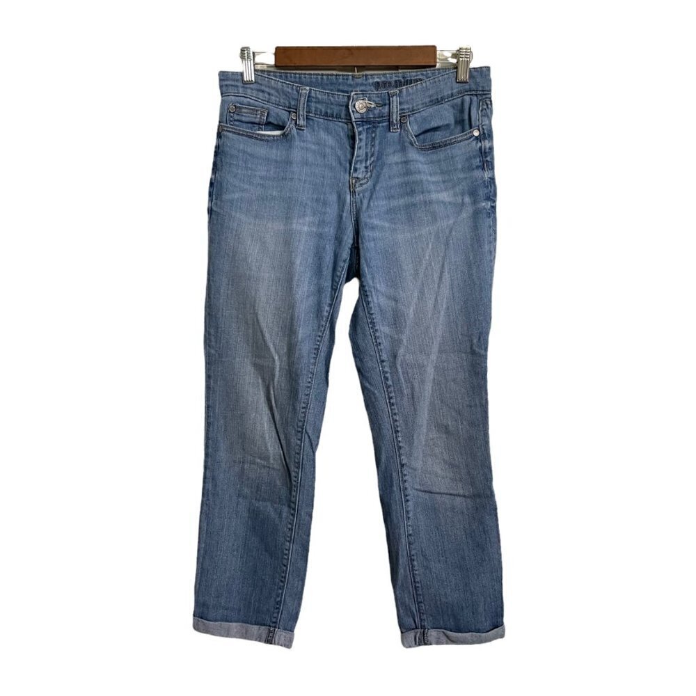 GAP Premium Womens Medium Wash Mid Rise Rolled Cuff Relaxed Ankle Jeans Sz 4/27